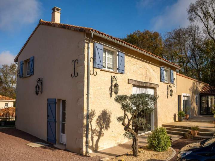 Rénovation de façade Loudun
