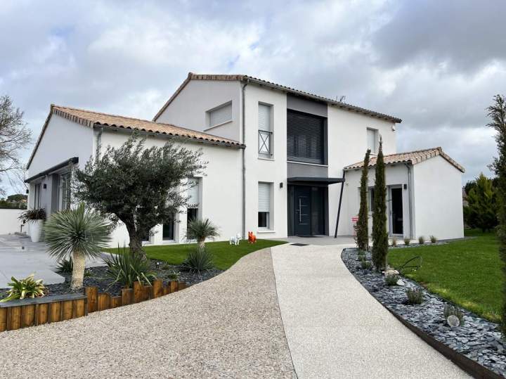 Nettoyage de façade Loudun